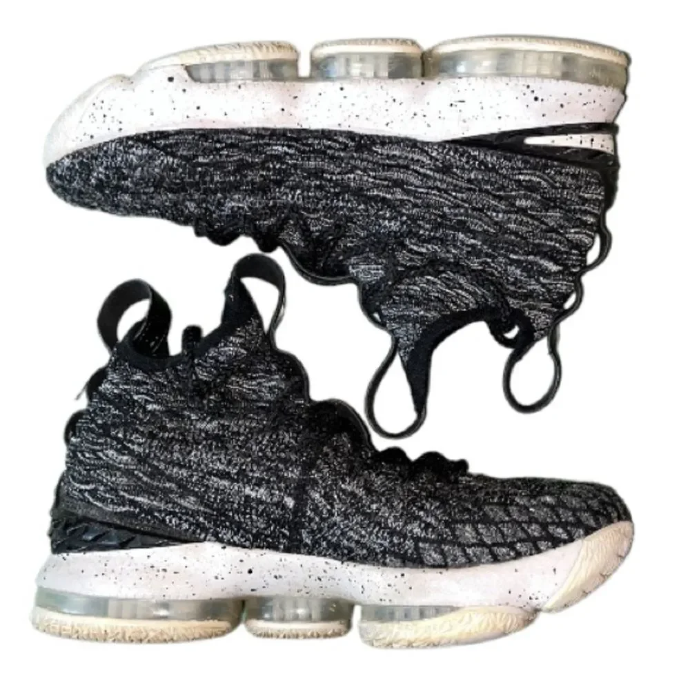Nike Kid's Lebron XV GS, Black/White